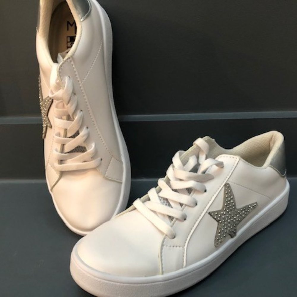 Like New-Only Worn Once! White and Silver MKS Sneakers with Sparkly Star! Size 9